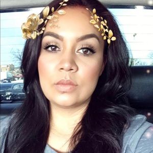 Meet your Posher, Alba